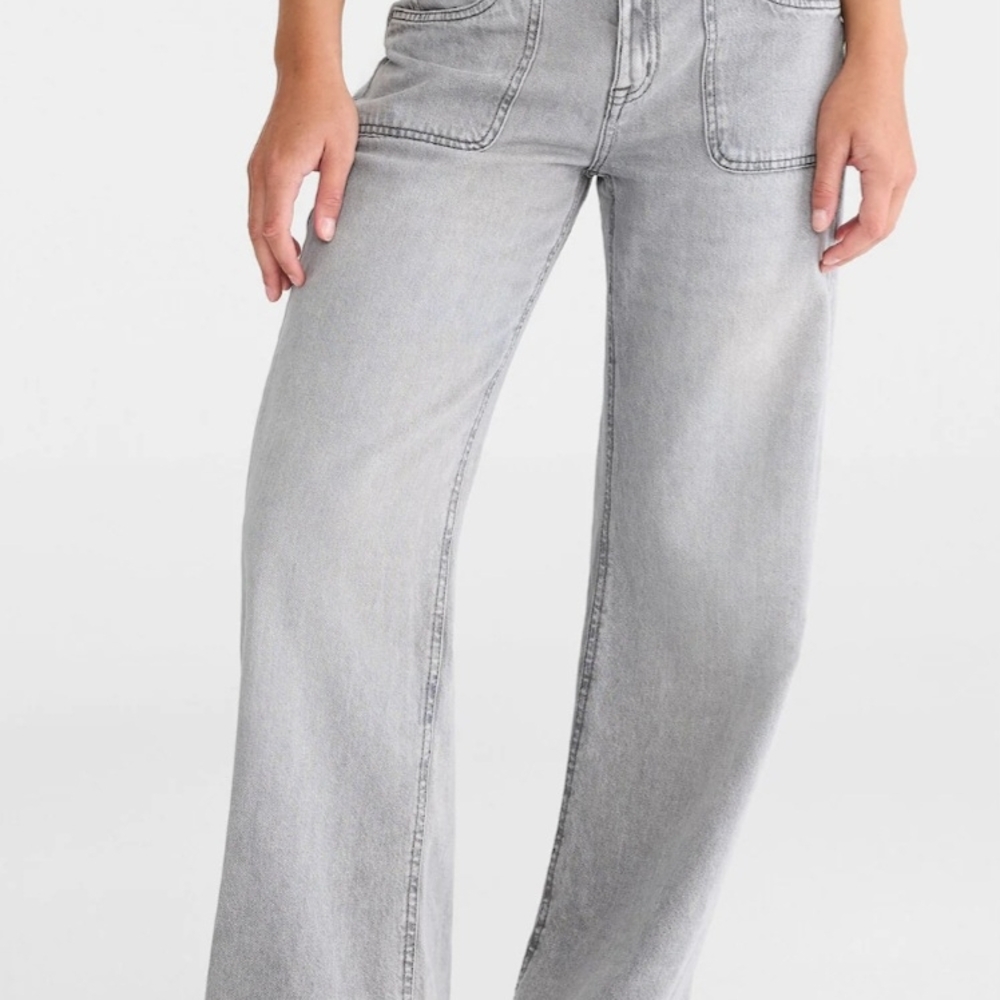 Aeropostale Stone Gray Wide Leg Jeans